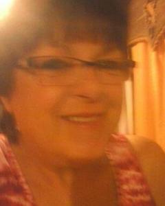 Woman, 65. shoppingdonna