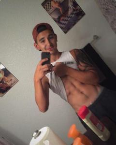 Man, 29. B_rad8434