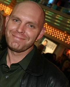 Man, 48. cguru