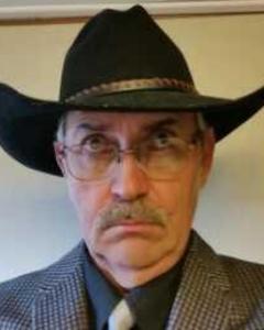 Man, 68. moplowboy
