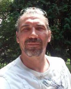 Man, 49. hallowood