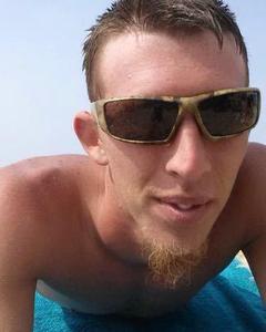Man, 33. Jeepbrappin