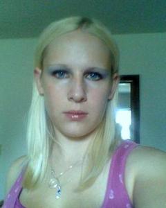 Woman, 37. blondebomb819