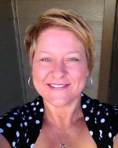 Woman, 60. Glennis6636
