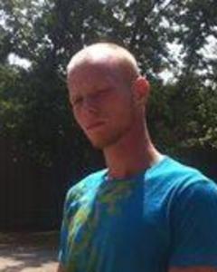 Man, 34. cam2025