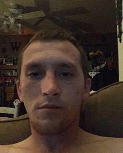 Man, 34. Travishenne