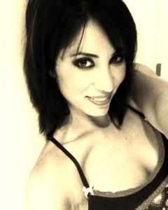 Woman, 42. mich19835886