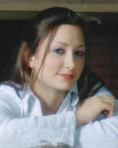 Woman, 40. honesty_matter