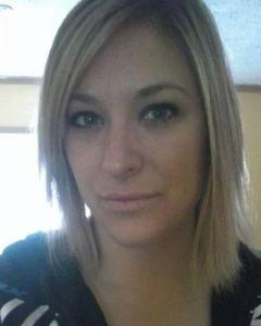 Woman, 40. Cassandra4332