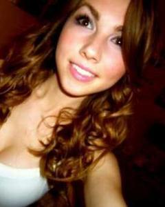 Woman, 31. Emily7374716