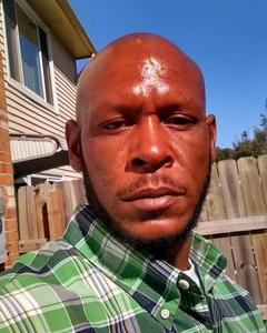 Man, 53. moo3745