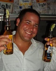 Man, 42. sixleal
