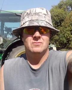 Man, 60. Lee694623