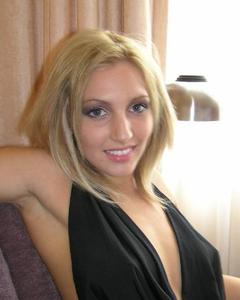 Woman, 41. girl2girl235