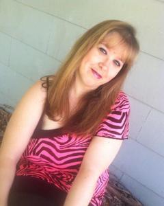 Woman, 47. Deidre5180