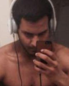 Man, 30. Andrewsing5742