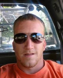 Man, 43. Ddbillyal7378