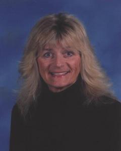 Woman, 72. teacher834