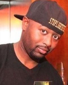Man, 41. Mixologist25