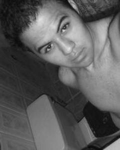Man, 37. BOIIN909
