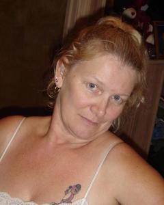 Woman, 70. barbie3345