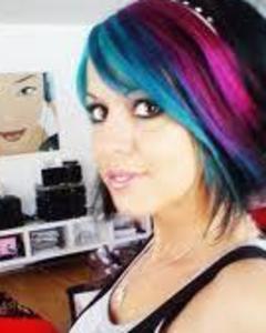 Woman, 41. brylee