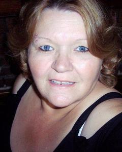Woman, 69. Dee0936