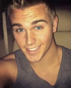 Man, 32. Austinpg15