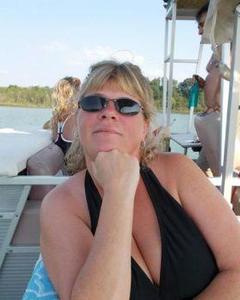 Woman, 58. Les6747