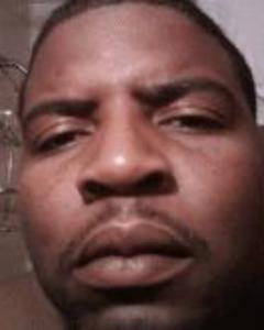 Man, 44. ftbo4237