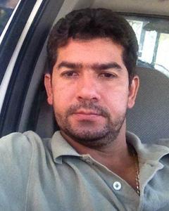 Man, 44. Clecio