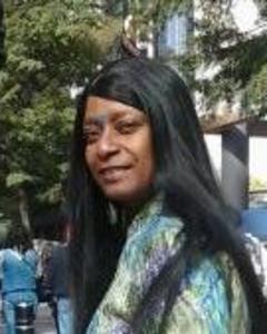 Woman, 67. silkyblack