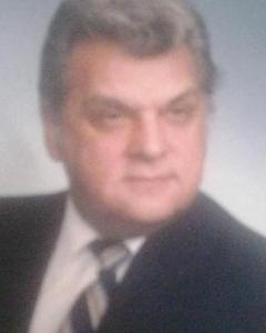 Man, 77. mickey568366