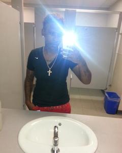 Woman, 35. moneyhead_jay