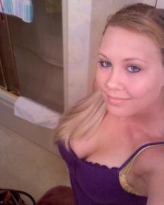 Woman, 33. Barbiigirl92