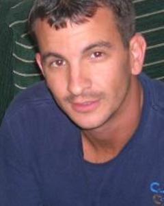 Man, 48. JDS3120