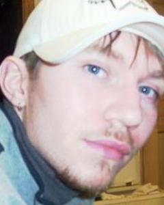 Man, 39. NYRAVERKID