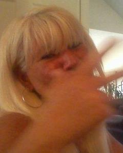 Woman, 60. Moon7551