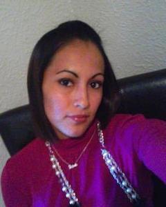 Woman, 38. Mizclara