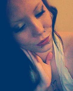 Woman, 33. Ashley19917302