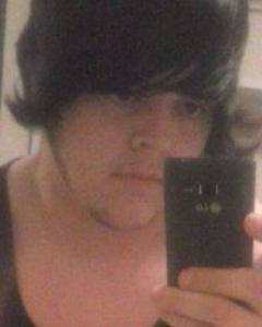 Man, 31. shawsage