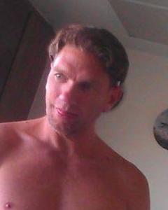 Man, 51. dustntee