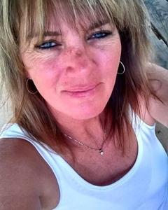 Woman, 54. Sarah0140