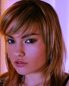 Woman, 38. FuzzyBunny754