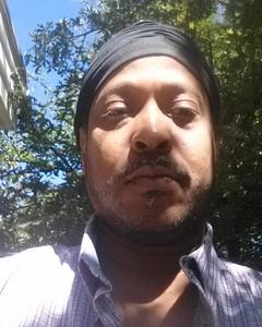 Man, 51. Tenkilla