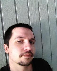 Man, 40. Daniel843777