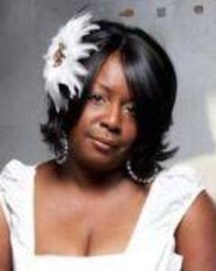 Woman, 60. Graceful5704