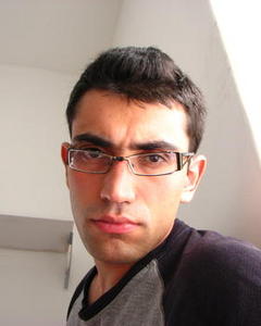 Man, 40. armanika