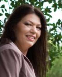 Woman, 64. VANESSA3806