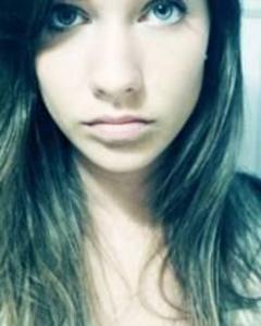 Woman, 32. DominiqueKent4